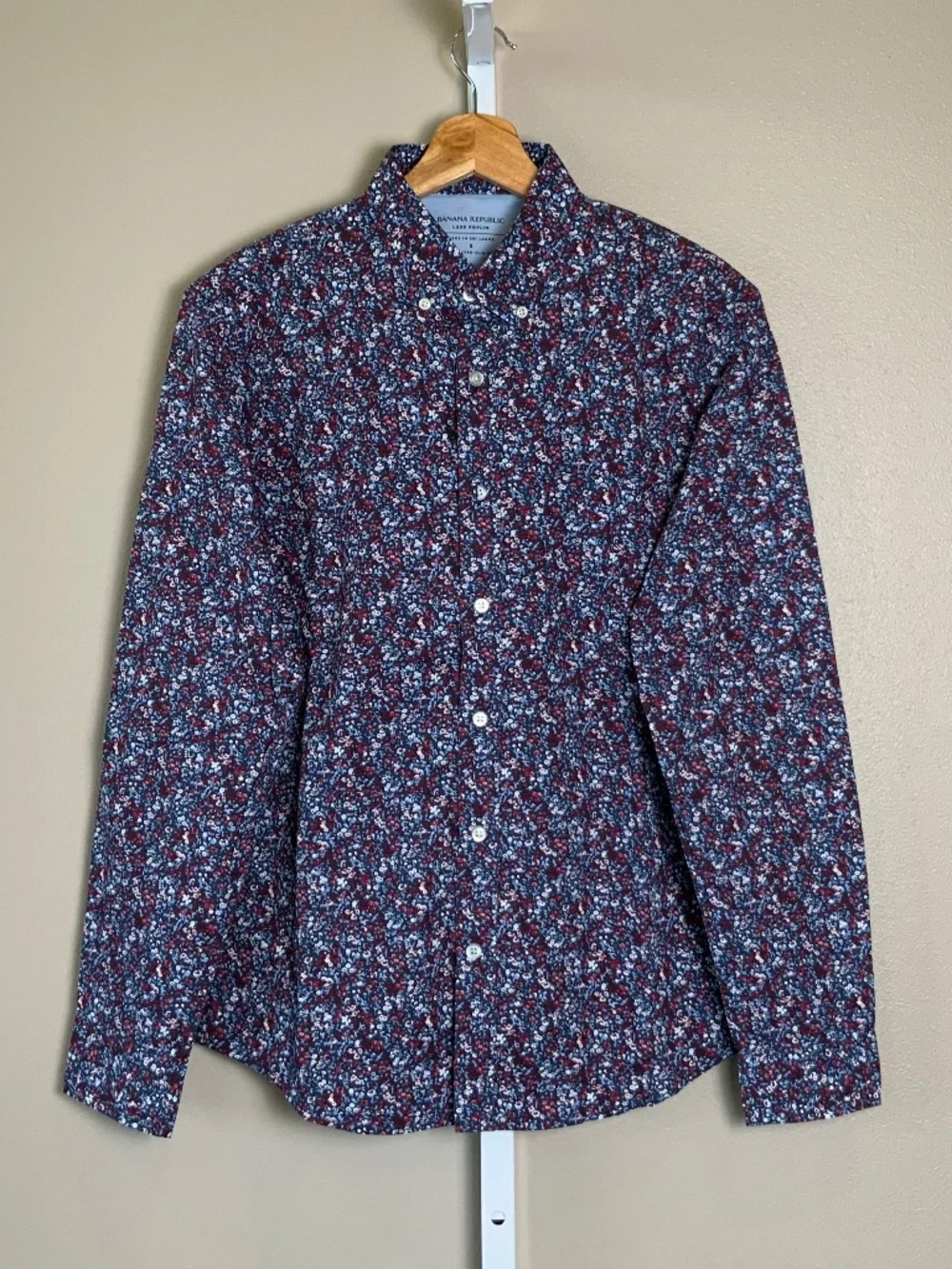 Banana Republic Luxe Poplin Untucked Slim Fit Floral Button Down Oxford Shirt